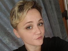 TessaRenata - female with brown hair webcam at xLoveCam