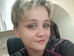 TessaRenata - female with brown hair webcam at xLoveCam