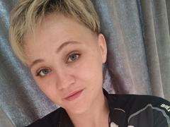 TessaRenata - female with brown hair webcam at xLoveCam