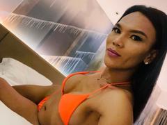 Teza - shemale webcam at xLoveCam