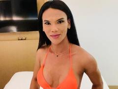 Teza - shemale webcam at xLoveCam