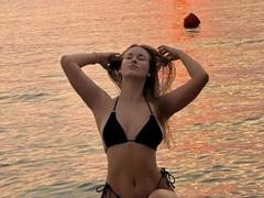 ThatsLori-hot from xLoveCam