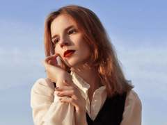 the_adelheid - female with brown hair and  big tits webcam at StripChat