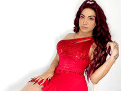 TifanyAndrews - shemale with black hair webcam at LiveJasmin