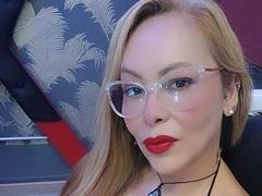 TheSweetHoney - female webcam at xLoveCam
