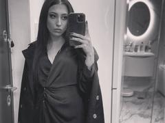 TheaOrre - blond female webcam at xLoveCam