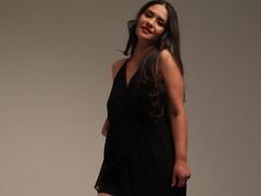 TheresaLarson - female with red hair webcam at xLoveCam