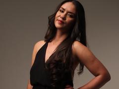 TheresaLarson - female with red hair webcam at xLoveCam