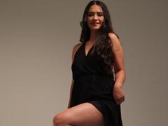 TheresaLarson - female with red hair webcam at xLoveCam