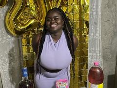 ThickEbonyPrinces - female with black hair webcam at xLoveCam