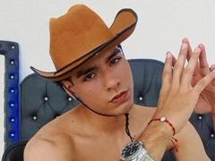 ThonyPops - male webcam at xLoveCam