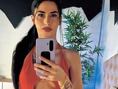 TiaCyrus - female with black hair and  big tits webcam at xLoveCam
