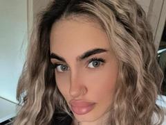 TiaraVeil - blond female with  big tits webcam at xLoveCam