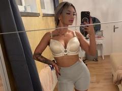 TiaraVeil - blond female with  big tits webcam at xLoveCam