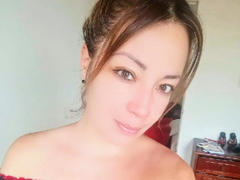 TifanyOne from xLoveCam