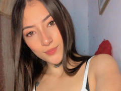 TiffanyStone from xLoveCam
