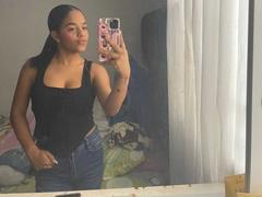 TiffanyyJoness - female webcam at xLoveCam