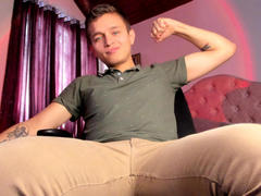 TimThomis - male webcam at xLoveCam