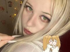 TinaCaramel - blond female with  big tits webcam at LiveJasmin
