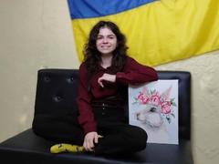 TinaRedly - female webcam at xLoveCam