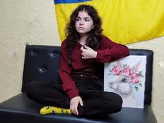 TinaRedly - female webcam at xLoveCam