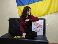 TinaRedly - female webcam at xLoveCam