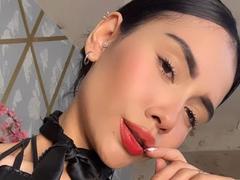 TinnyEngel - female with black hair webcam at LiveJasmin