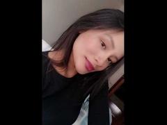 PronesaSexy - female with brown hair webcam at xLoveCam