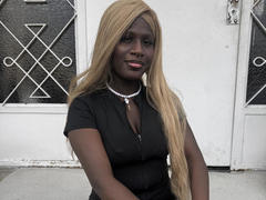 TirannyLex - female with brown hair and  big tits webcam at LiveJasmin