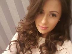 AncientFlavour - female with brown hair webcam at xLoveCam