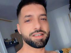 TommyDum from xLoveCam