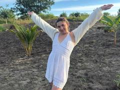 TommyTS - shemale webcam at xLoveCam