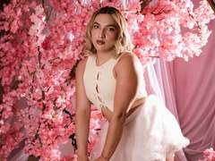 TommyTS - shemale webcam at xLoveCam