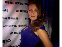 Tonique - female with brown hair and  big tits webcam at xLoveCam