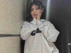 ToryPussy - female with black hair and  big tits webcam at xLoveCam