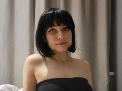 TrashyQueen-hot - female webcam at xLoveCam