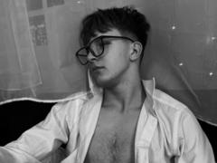 TravisWolfy - male webcam at xLoveCam