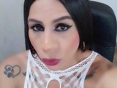 TrayXibi from xLoveCam