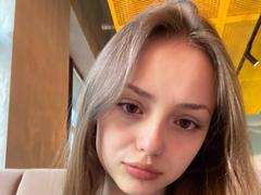 TrevaGiumarro - female webcam at xLoveCam