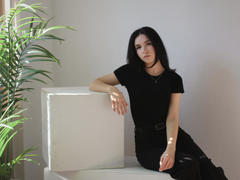 TriciaNurs - female with black hair webcam at LiveJasmin