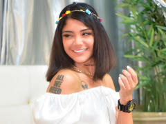 TrinnaHarper - female with brown hair and  small tits webcam at LiveJasmin