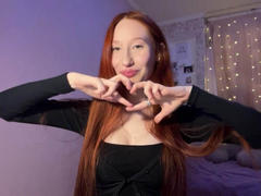 TrinhDancer - female with red hair webcam at xLoveCam