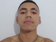 TrixyStarTsdoll from xLoveCam