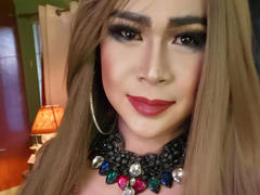 transsweetdenise-hot - female with black hair webcam at xLoveCam