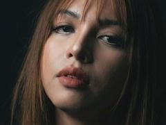 MassiveMichaela - shemale with brown hair and  big tits webcam at xLoveCam