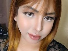 MassiveMichaela - shemale with brown hair and  big tits webcam at xLoveCam