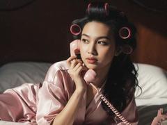 LuccyAna - shemale with black hair webcam at xLoveCam