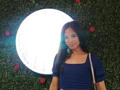 TsPinayHugeCock - shemale webcam at xLoveCam