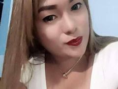 TsSelfsuckerBIGCOCK - shemale with black hair and  big tits webcam at xLoveCam