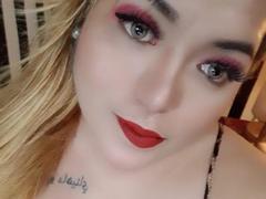 TsSelfsuckerBIGCOCK - shemale with black hair and  big tits webcam at xLoveCam